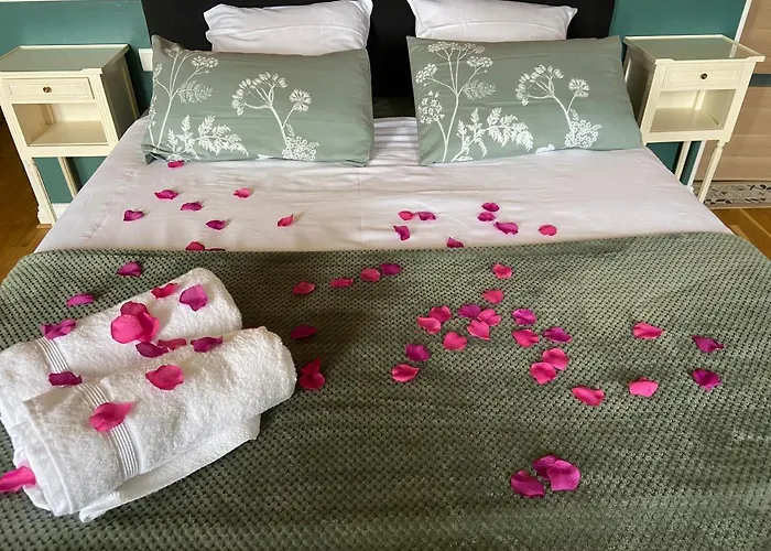 Maison Beaumont Bed & Breakfast